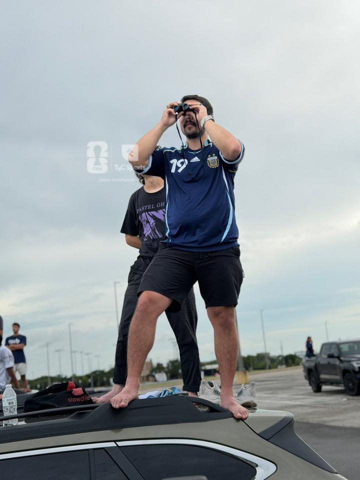 记者：库库雷利亚希望在夏窗离队 有合适报价切尔西愿意接受